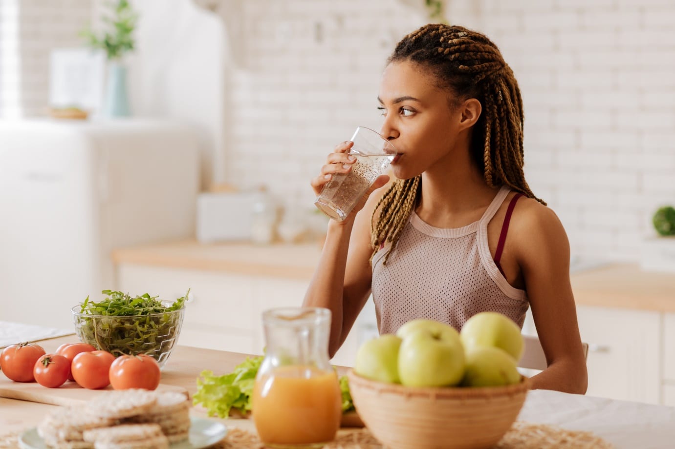 women drinking smoothie