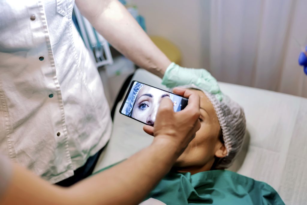 Technology advancements on cosmetic eye surgery